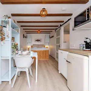 Apartment De Jutter - Free Parking, Zandvoort